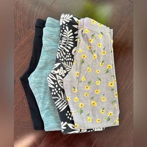 Old Navy set of 4 leggings, size S (6-7)